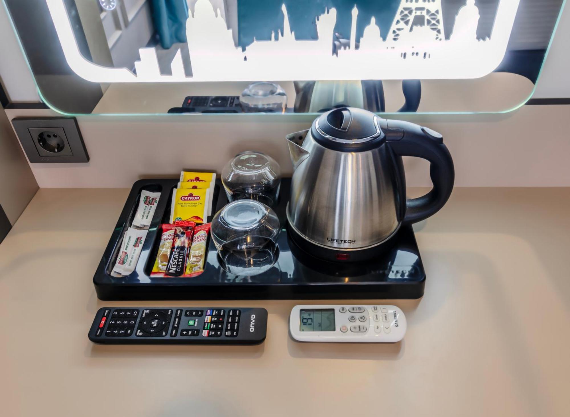 Solin Airport Hotel Arnavutkoy Екстериор снимка