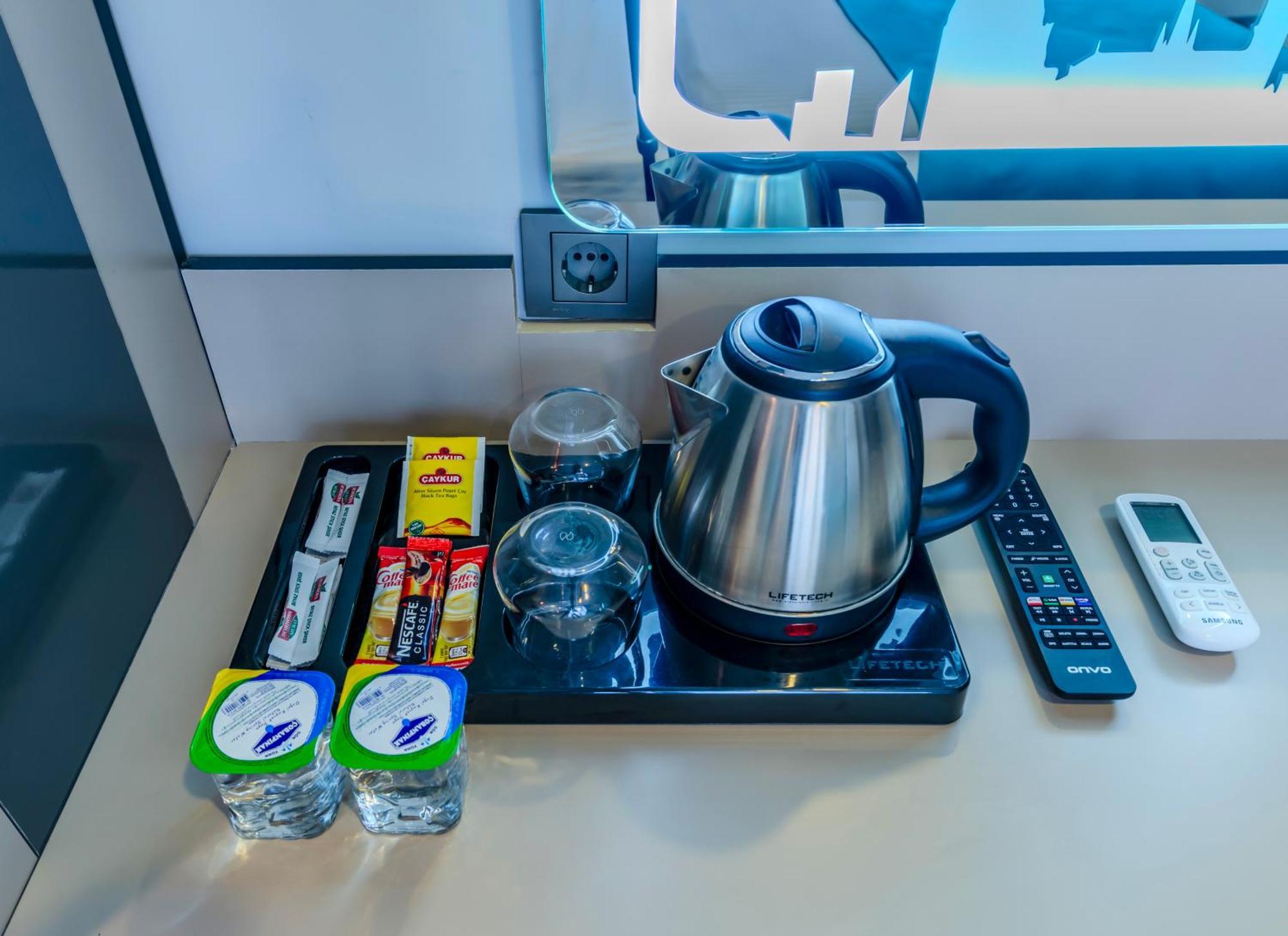 Solin Airport Hotel Arnavutkoy Екстериор снимка